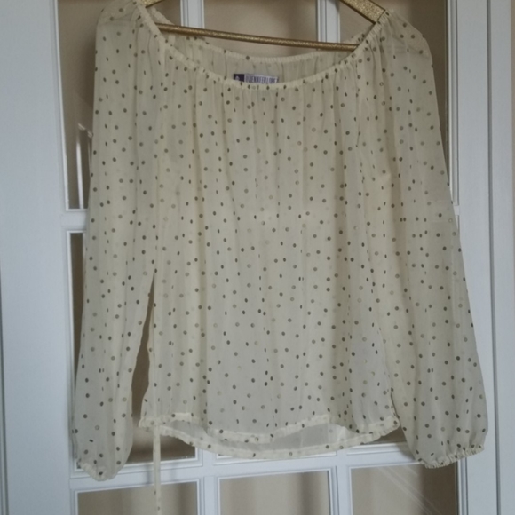 JLO Best Selling Top - Picture 4 of 5